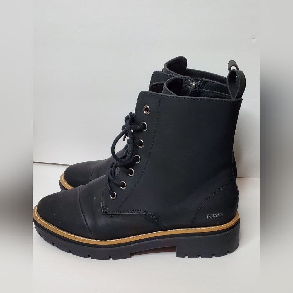 Toms Lace Up Boots New 6.5 Womens